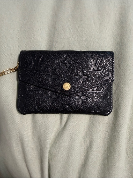 Louis Vuitton Accessories - Louis Vuitton empreinte key pouch